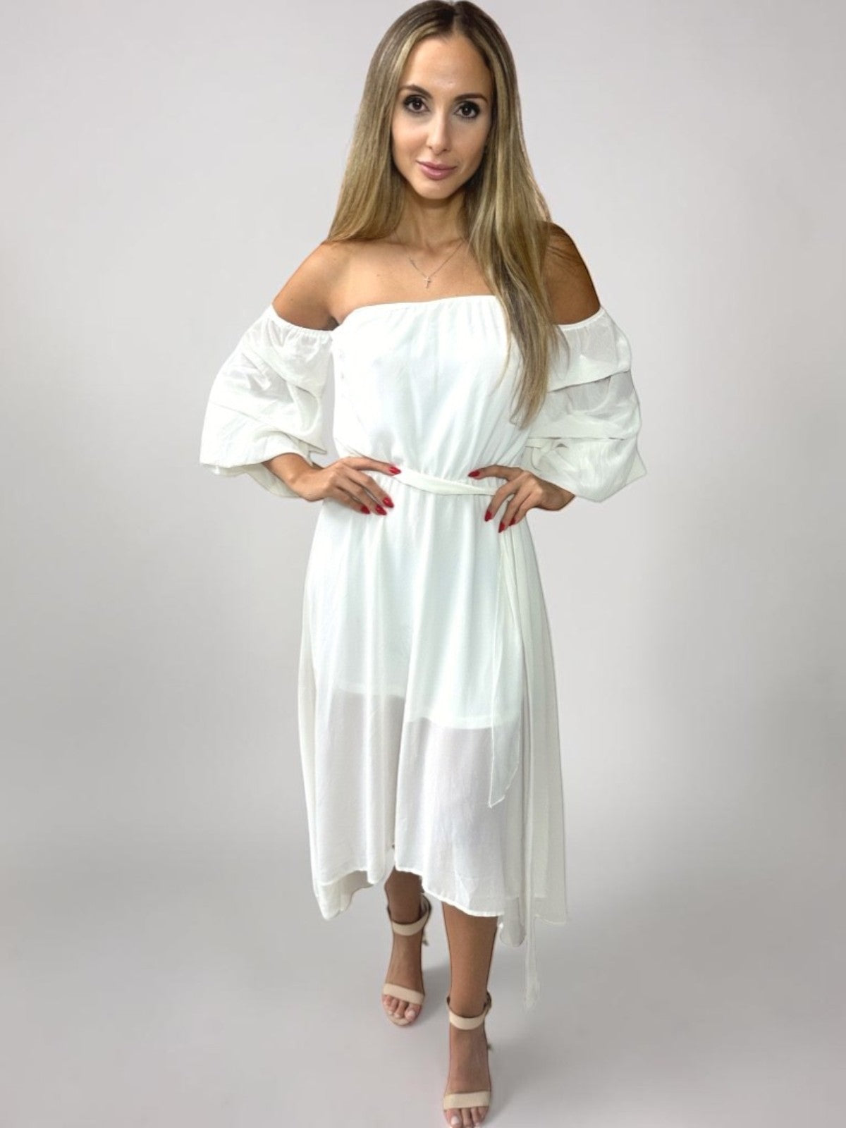 Vestido Liage Midi Mullet Liso Ombro a Ombro Babado Transparência Off White Nude