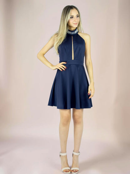Vestido Liage Curto Liso Frente Única Gola Bordada com Pedras Transparentes Azul Escuro Marinho Navy