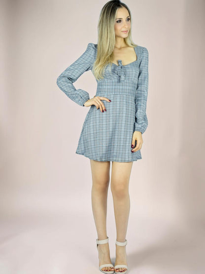 Vestido Liage Curto Manga Comprida Laço Xadrez Cinza Preto e Branco
