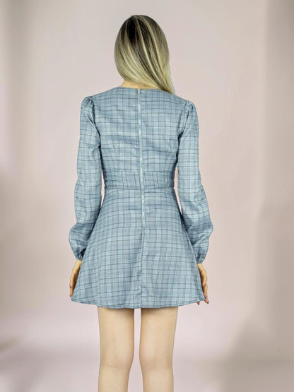 Vestido Liage Curto Manga Comprida Laço Xadrez Cinza Preto e Branco