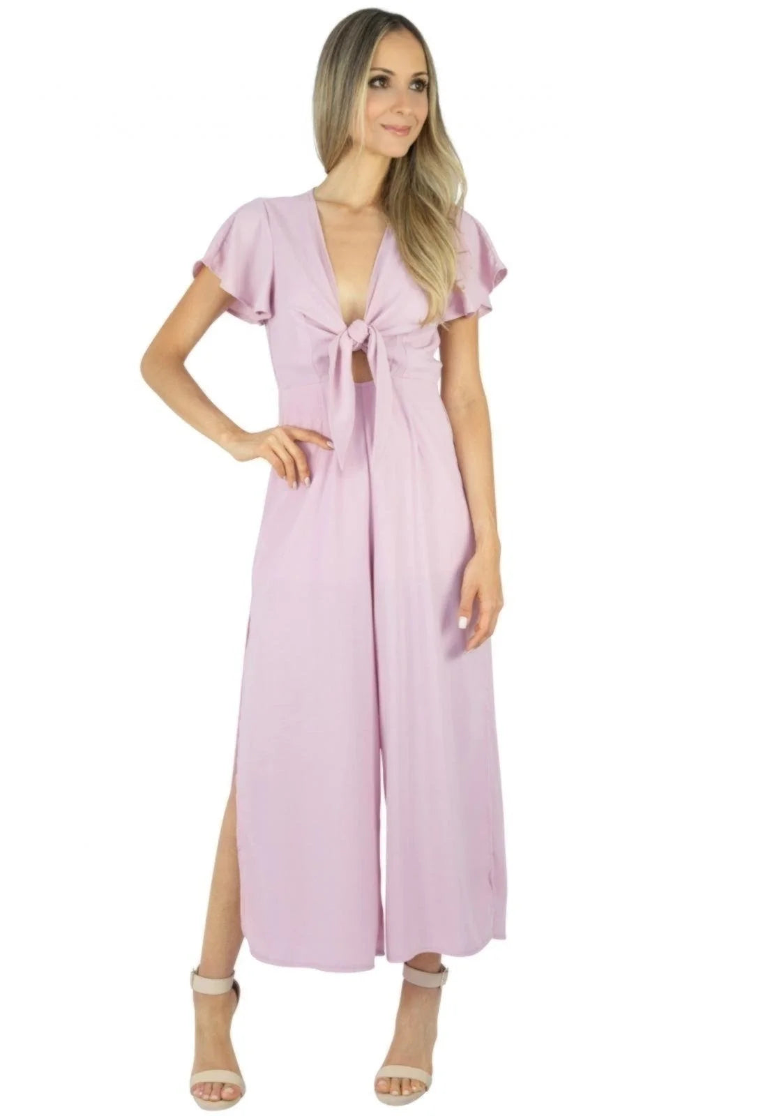 Macacão Liage Liso Pantacourt Manga Curta Decote Laço Fenda Lateral Transparencia Babado Chiffon Rosa Claro