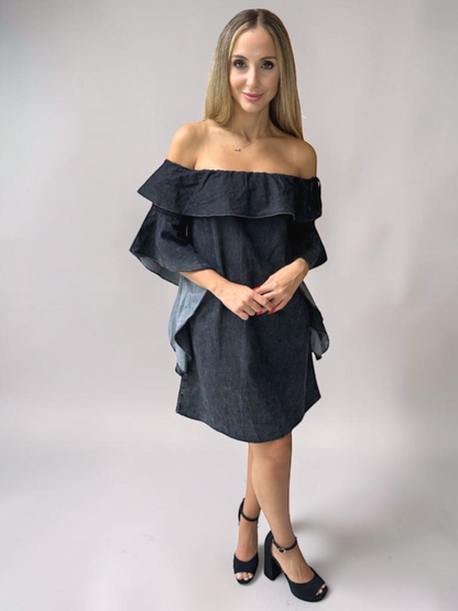 Vestido Liage Curto Jeans Denin Liso Babado Ombro a Ombro Ciganinha Azul Escuro