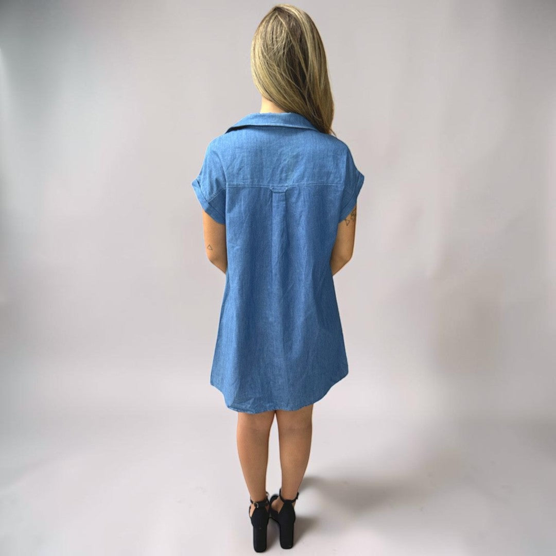 Vestido Liage Curto Jeans Denin Liso Bolso Gola Manga Curta Azul