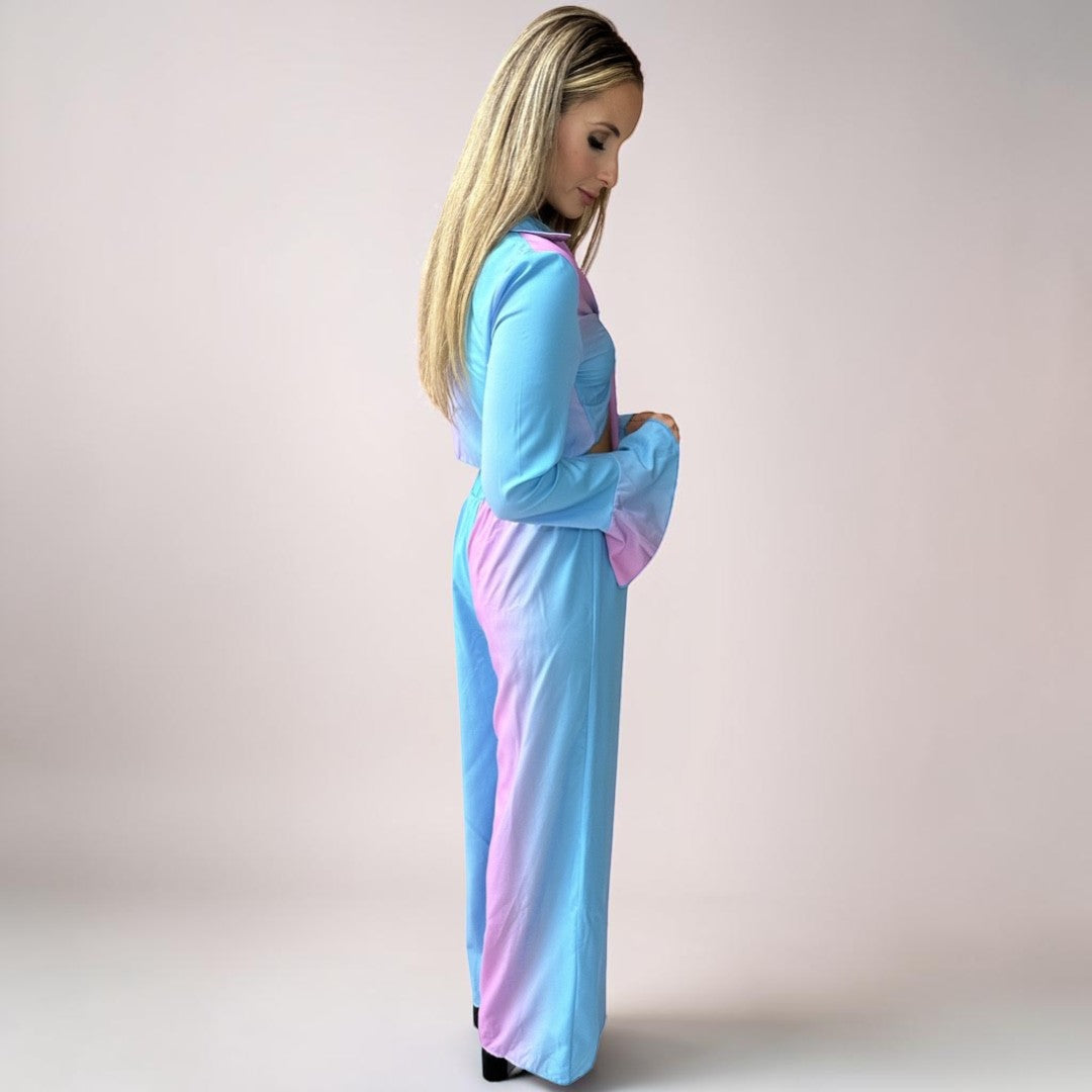 Conjunto Calça e Cropped Liage Manga Comprida Laço Amarração Babado Tye Dye Azul Claro Rosa Lilás Lavanda