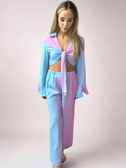 Conjunto Calça e Cropped Liage Manga Comprida Laço Amarração Babado Tye Dye Azul Claro Rosa Lilás Lavanda