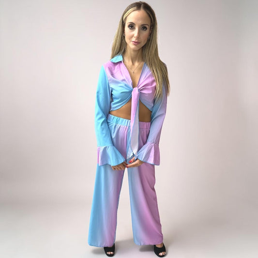 Conjunto Calça e Cropped Liage Manga Comprida Laço Amarração Babado Tye Dye Azul Claro Rosa Lilás Lavanda