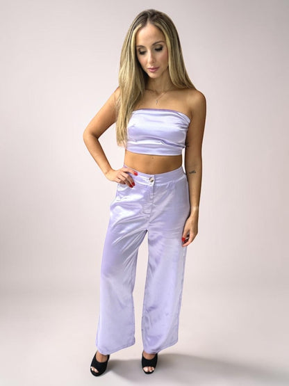 Conjunto Calça e Cropped Alça Liage Cetim Brilho Tomara que Caia Lilás Lavanda