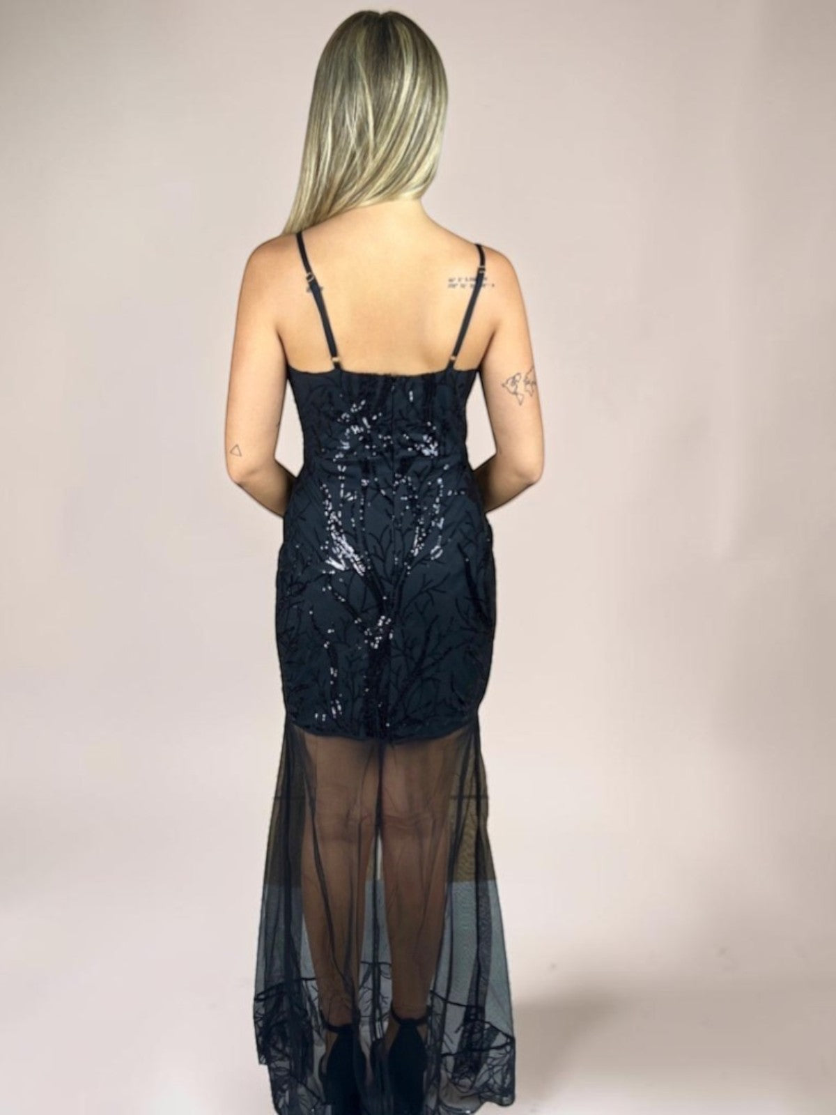 Vestido Liage Longo Festa Bordado Paete Tule Alça Alcinha Regulavél Transparencia Preto