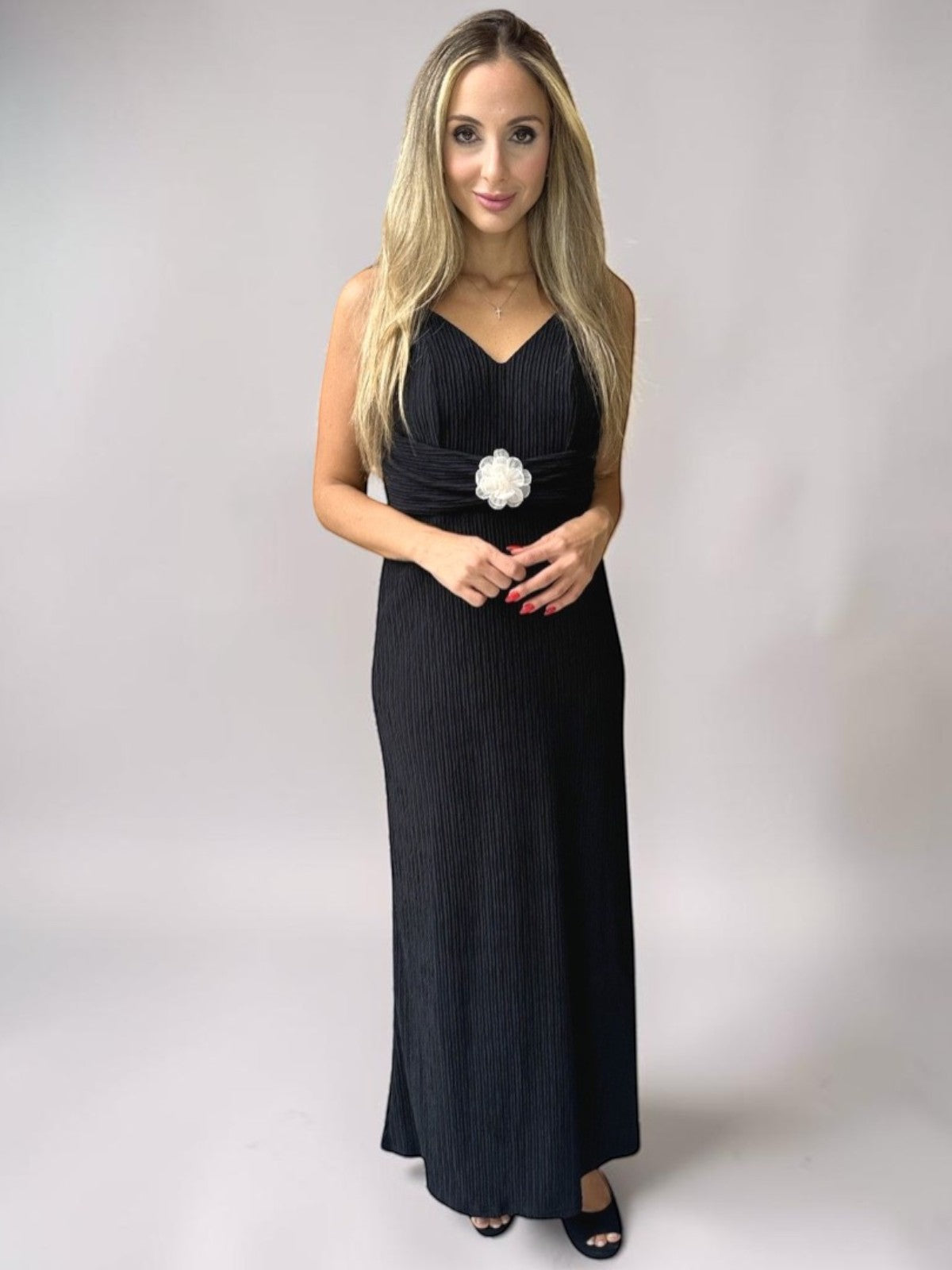 Vestido Liage Festa Longo Alça Alcinha Tecido Texturizado Flor Preto Nude