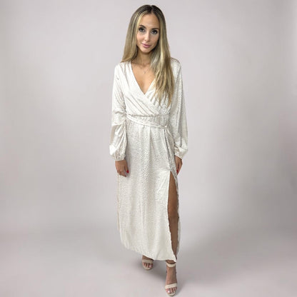 Vestido Liage Longo Festa Liso Brilho Onça Oncinha Fenda Manga Comprida Metalizado Nude