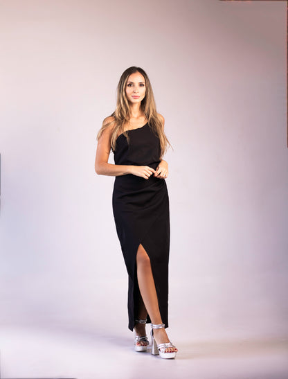 Vestido Longo Liage Festa Liso Um Ombro Só Fenda Preto