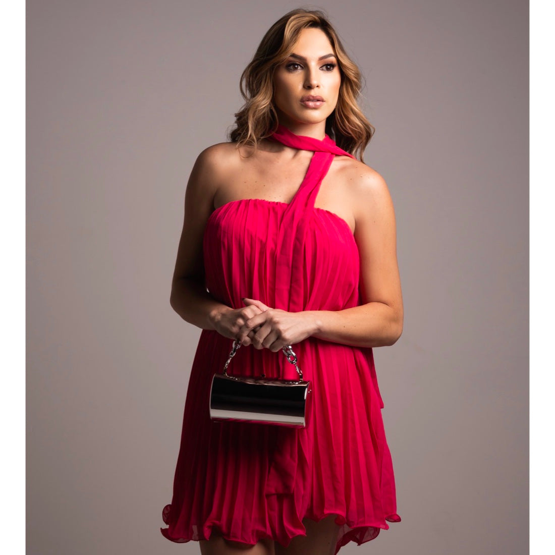 Vestido Liage Curto Plissado Tomara que Caia Solto Fita Rosa Pink