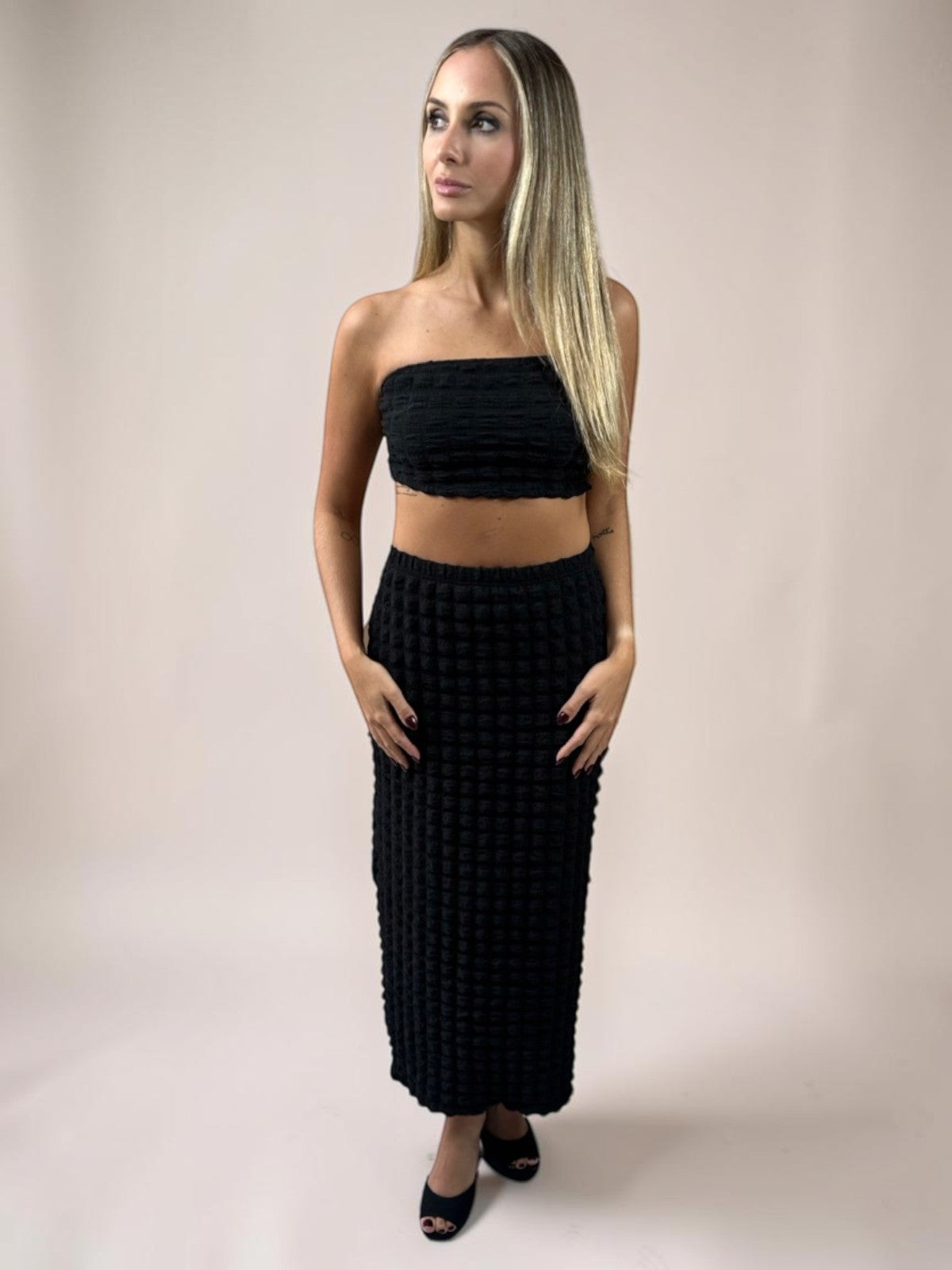 Conjunto Liage Saia Longa Comprida e Cropped Top Tomara Que Caia Texturizado Preto