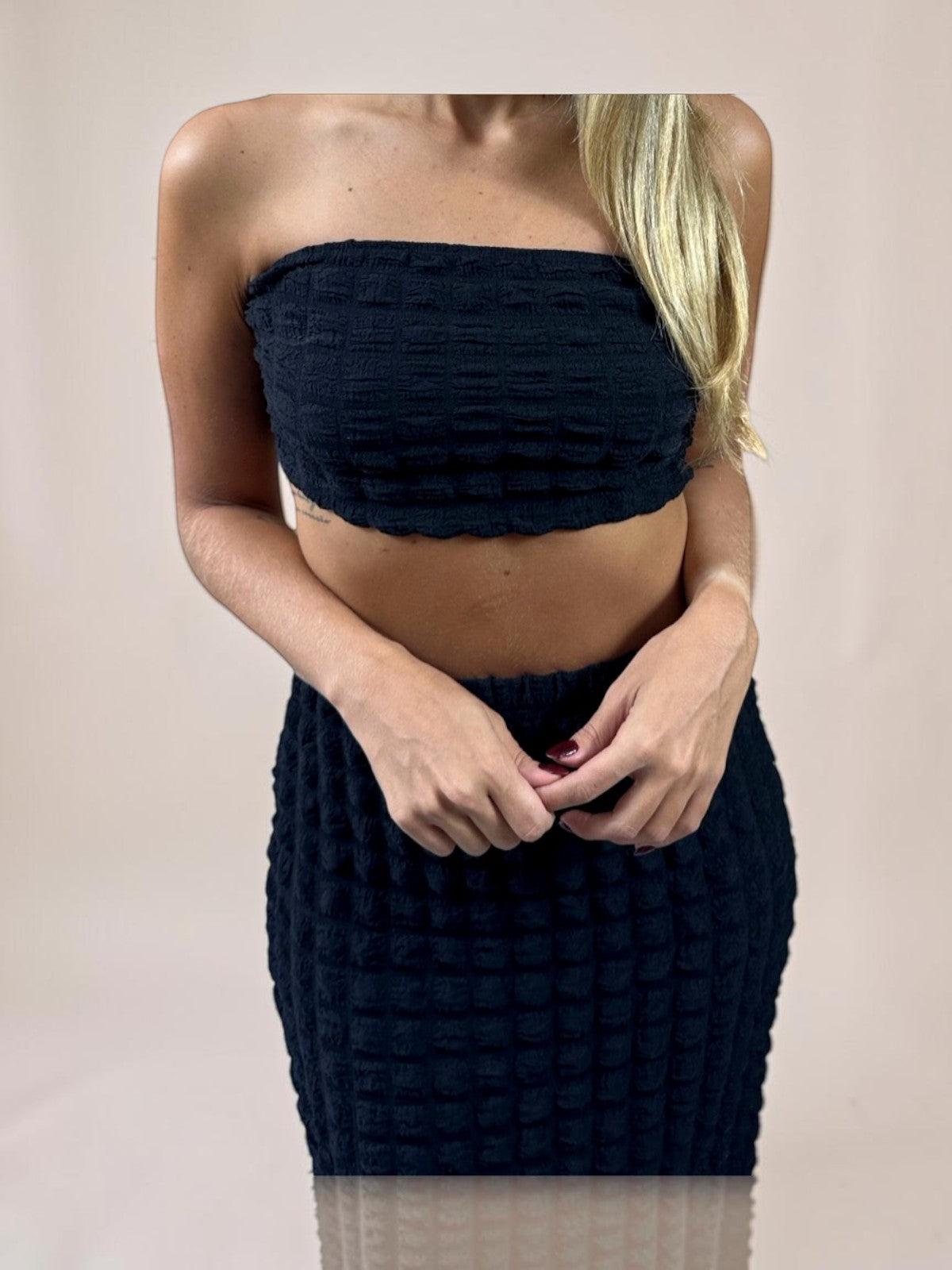 Conjunto Liage Saia Longa Comprida e Cropped Top Tomara Que Caia Texturizado Preto