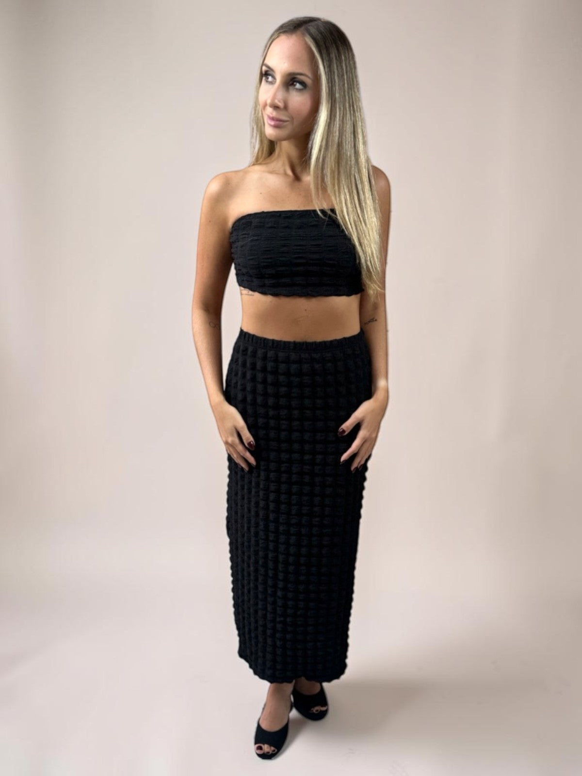 Conjunto Liage Saia Longa Comprida e Cropped Top Tomara Que Caia Texturizado Preto