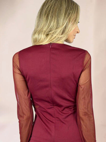 Vestido Liage Curto Liso Manga Comprida Transparência Tule Recortes Vinho