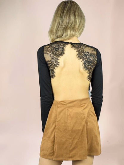 Body Liage Manga Comprida Detalhes em Renda Decote nas Costas Preto